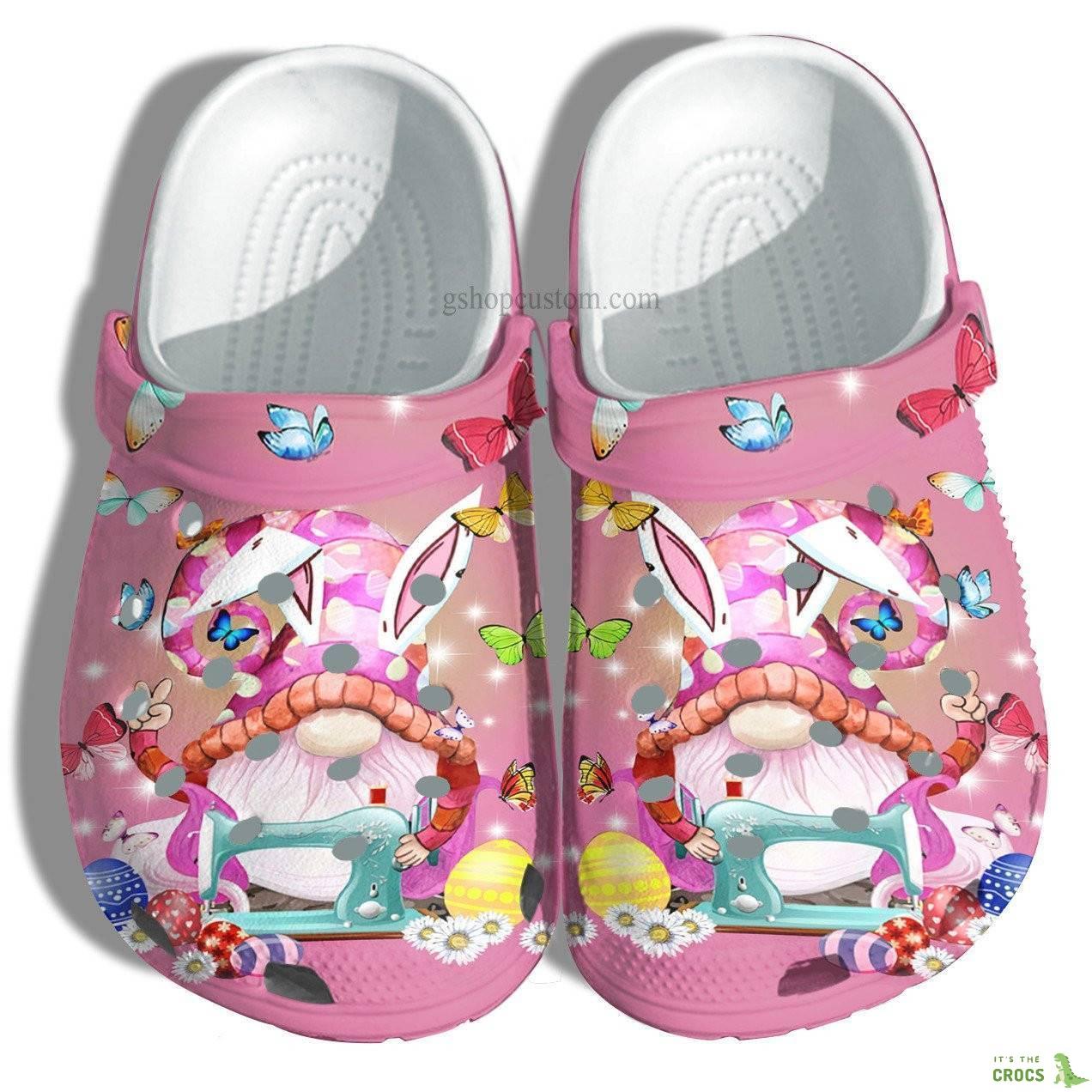 Bunny Gnomies Quilting Egg Easter Day Pinky Crocs Shoes For Girl Women – Gnomies Butterfly Sewing Shoes Croc Clogs